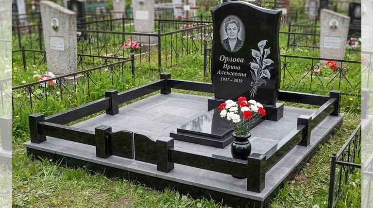 Памятник с гравировкой калл — выполненная работа «Орлова» в Ханты-Мансийске