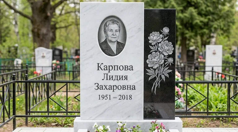 Памятник с гравировкой пионов — выполненная работа «Карпова» в Ханты-Мансийске