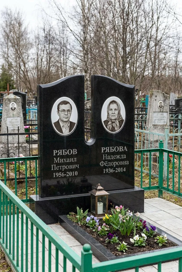 Аллея на Алабушевском кладбище в Зеленограде