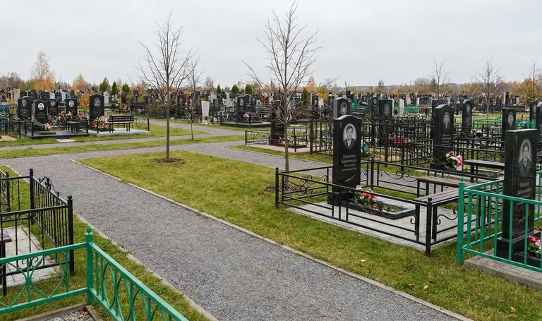Воскресенский некрополь кладбище в Ульяновска