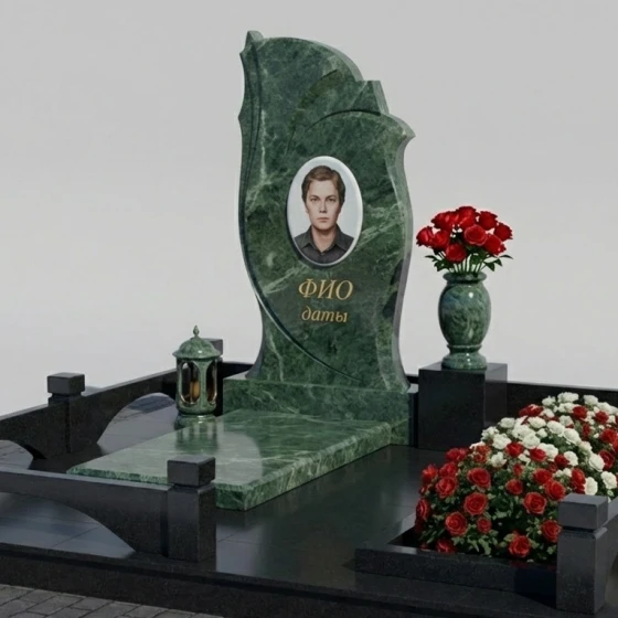 Гранитный мемориал "Волна Памяти" с зеркальной полировкой, гранит Балтик грин